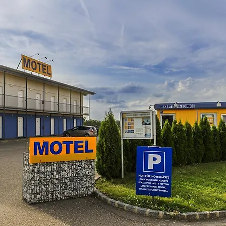 Tour-motel 모텔